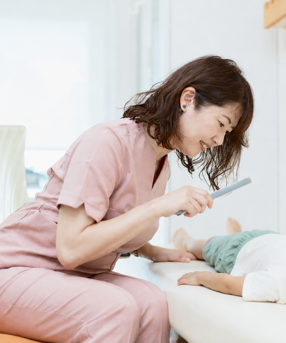 小児皮膚科の診察の様子